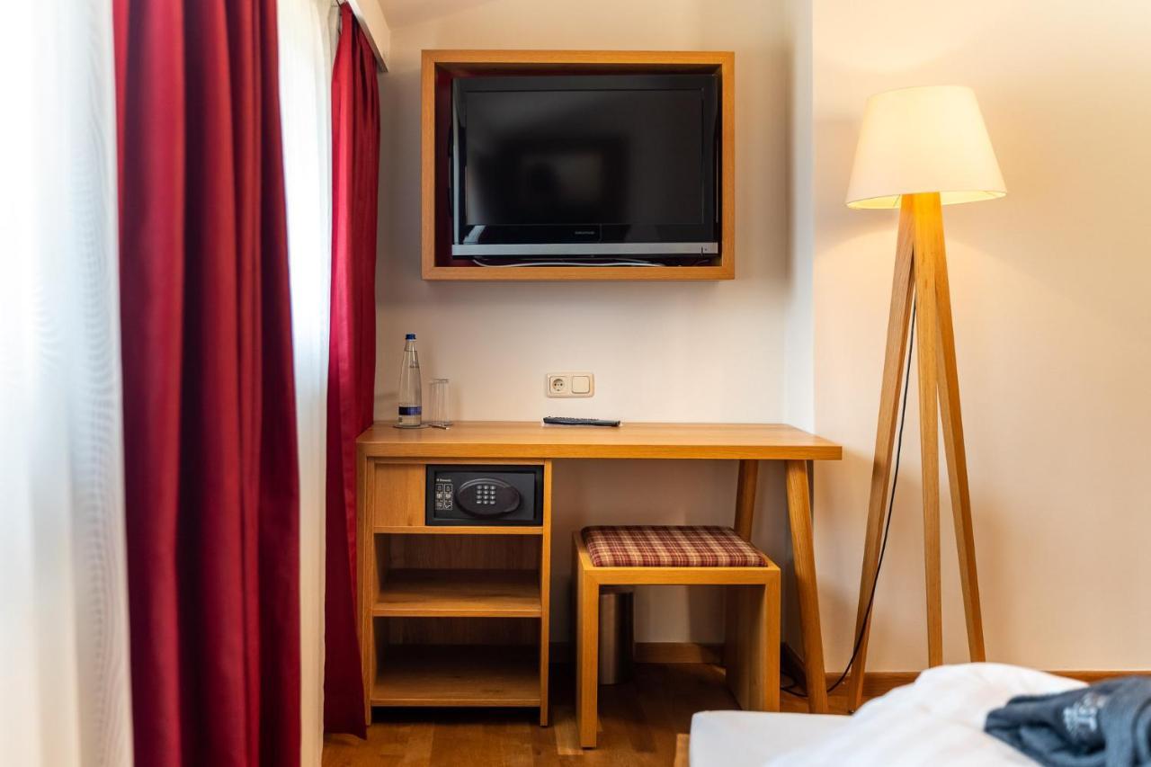 Landhotel Postwirt Grafenau  Esterno foto